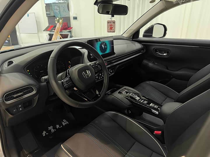 Фото 5 - Honda HR-V