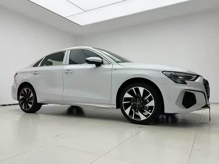 Фото 3 - Audi A3