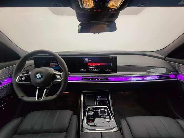 Фото 7 - BMW 7 Series Hybrid