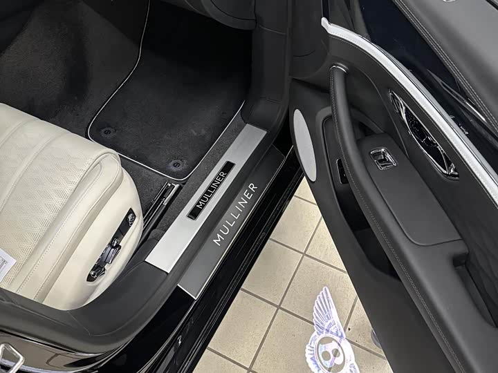 Фото 7 - Bentley Flying Spur Hybrid