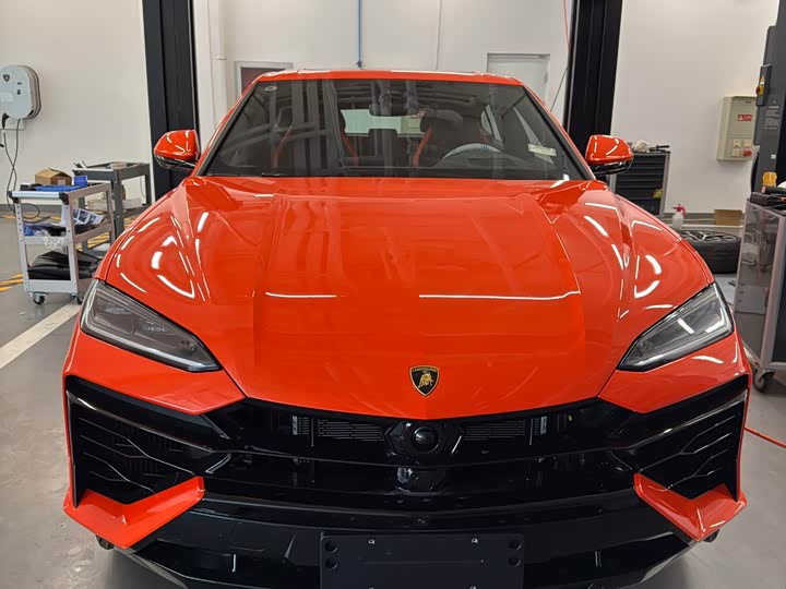 Фото 5 - Lamborghini Urus SE