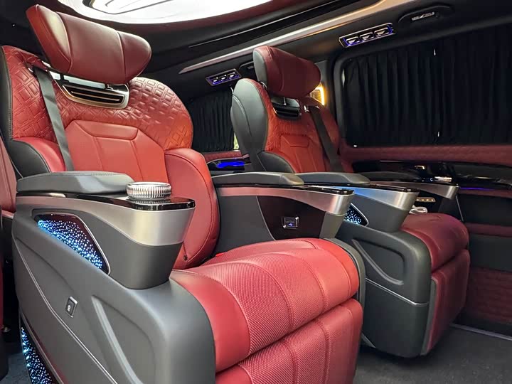 Фото 8 - Mercedes-Benz Vito