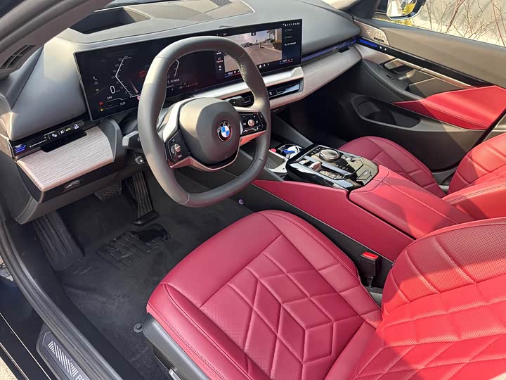 Фото 5 - BMW 5 Series