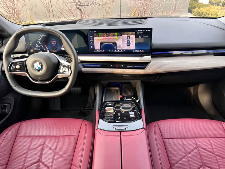 Фото 8 - BMW 5 Series