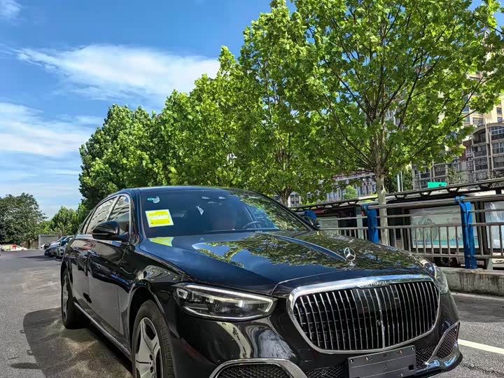 Фото 2 - Mercedes-Benz Maybach S-Class