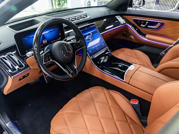 Фото 8 - Mercedes-Benz Maybach S-Class