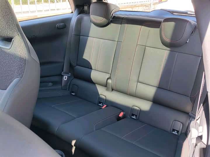 Фото 14 - Mini Cooper JCW