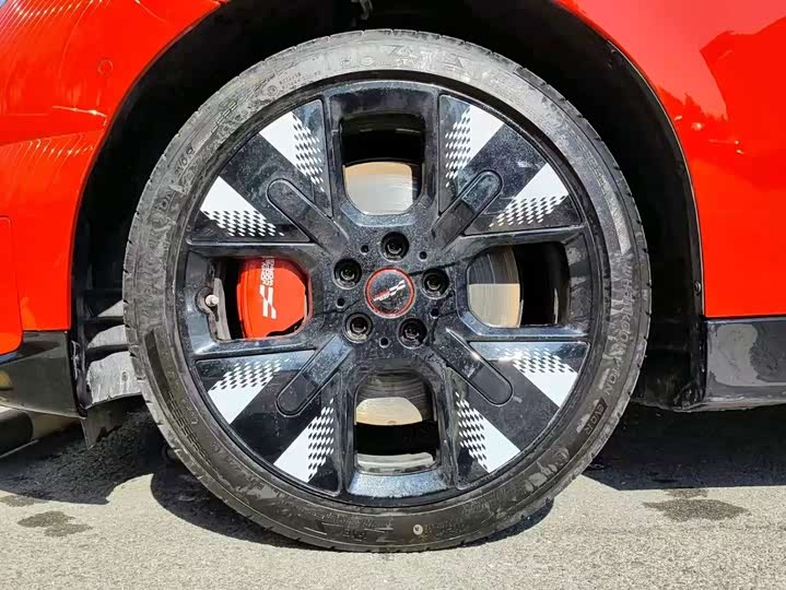 Фото 15 - Mini Cooper JCW