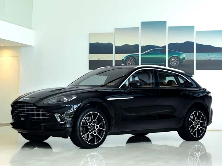 Фото 7 - Aston Martin DBX