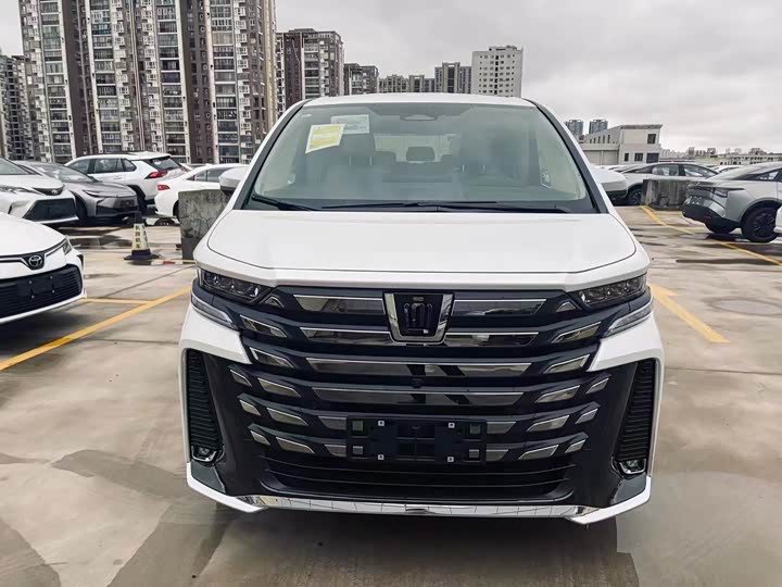 Photo 1 - Toyota Vellfire