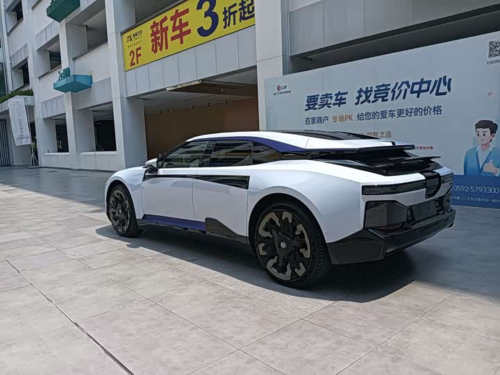 Фото 6 - HiPhi Z