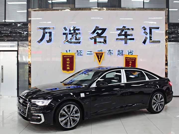 Фото 1 - Audi A6L