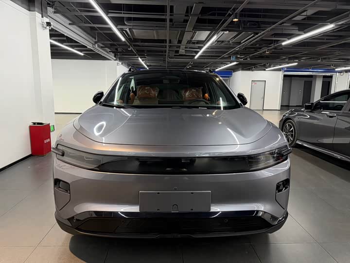 Фото 2 - Changan Qiyuan (Nevo) E07