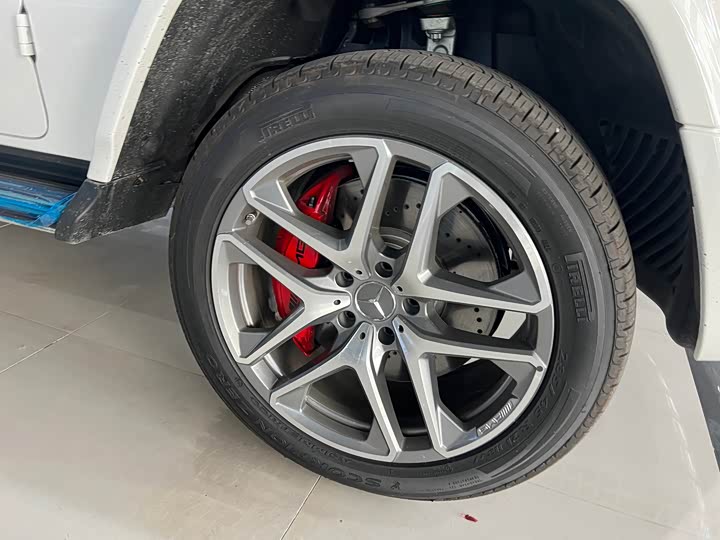 Photo 8 - Mercedes-Benz G-Class AMG