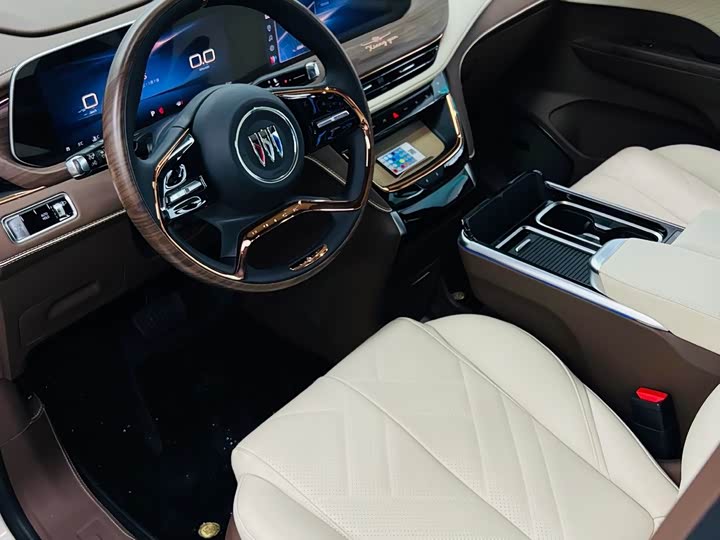 Фото 5 - Buick GL8 Hybrid