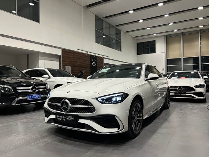 Фото 1 - Mercedes-Benz C-Class Hybrid