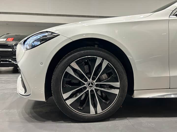 Фото 4 - Mercedes-Benz C-Class Hybrid