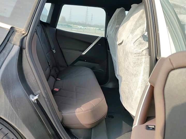 Фото 13 - BMW iX