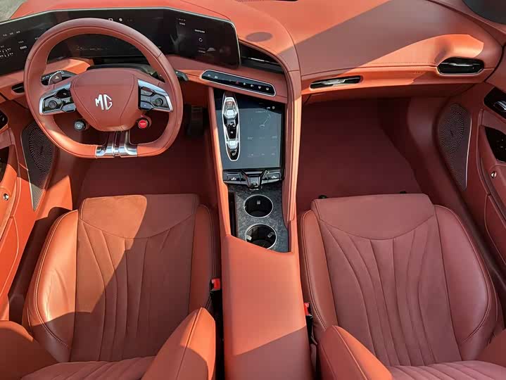 Фото 10 - MG Motor Cyberster