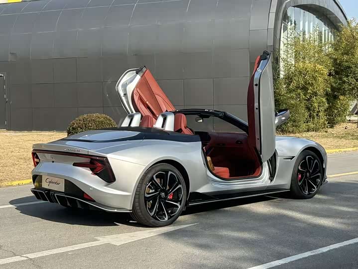 Фото 18 - MG Motor Cyberster