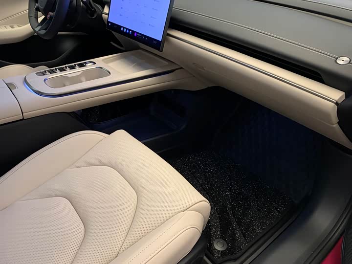 Фото 5 - Xiaomi SU7