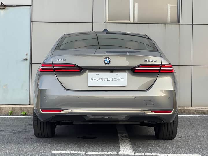 Фото 5 - BMW 5 Series