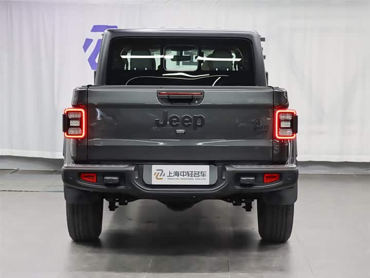 Фото 4 - Jeep Gladiator
