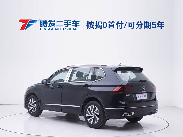 Фото 3 - Volkswagen Tiguan L Hybrid