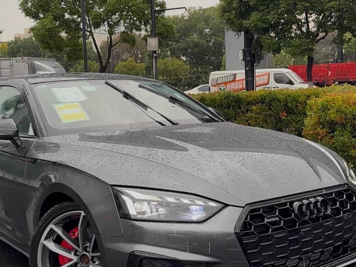 Фото 2 - Audi A5