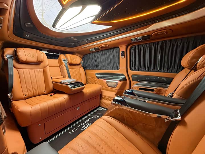 Фото 9 - Mercedes-Benz Vito