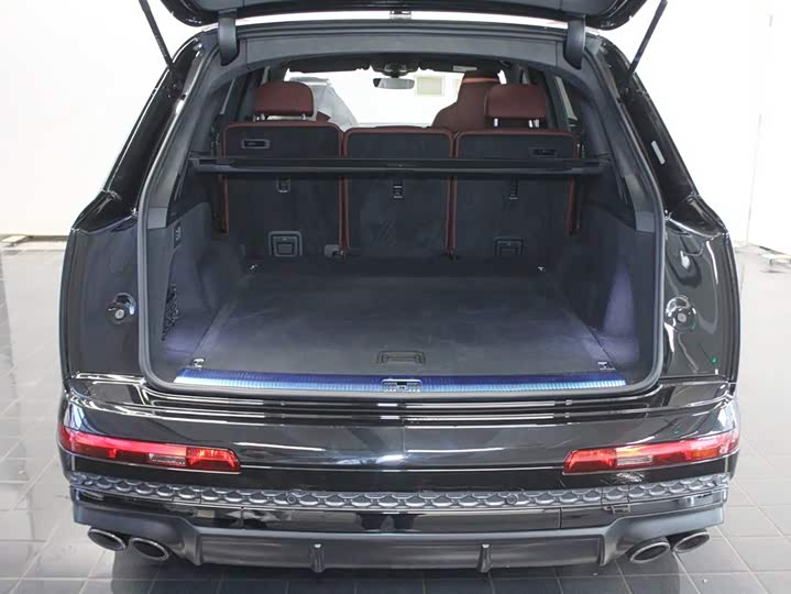 Фото 7 - Audi SQ7