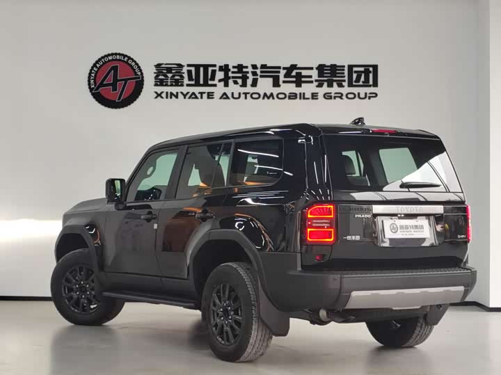 Фото 3 - Toyota Prado