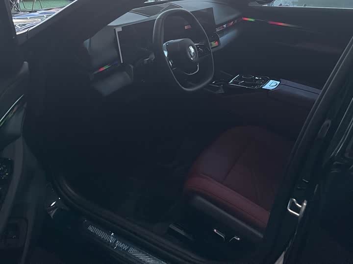 Фото 8 - BMW 5 Series