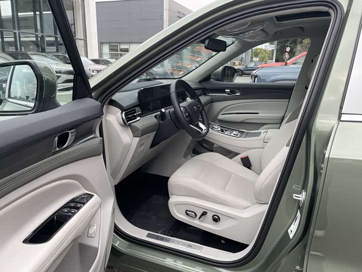 Фото 4 - Ford Equator Hybrid