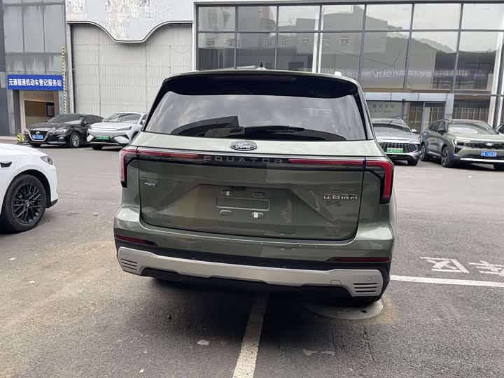 Фото 6 - Ford Equator Hybrid