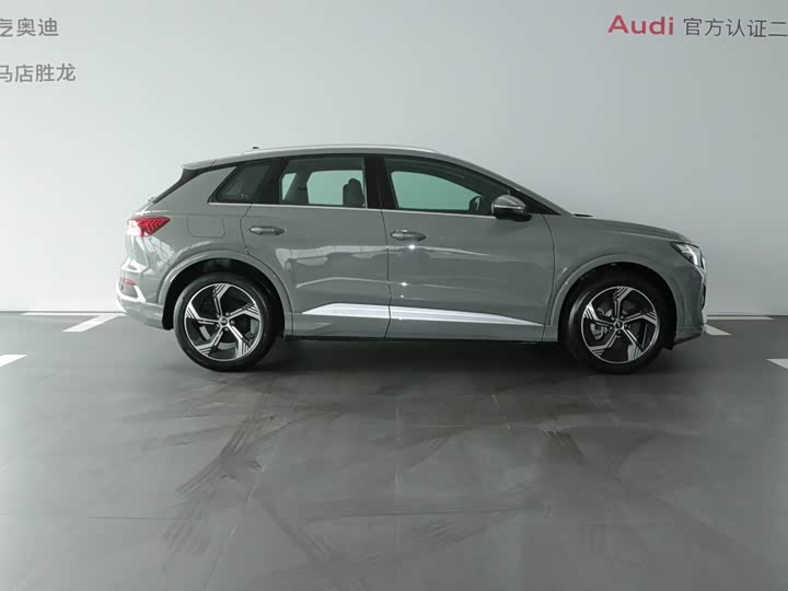 Фото 3 - Audi Q4 e-tron