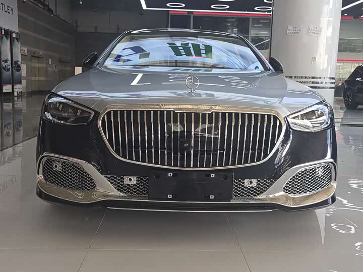 Photo 2 - Mercedes-Benz S-Class