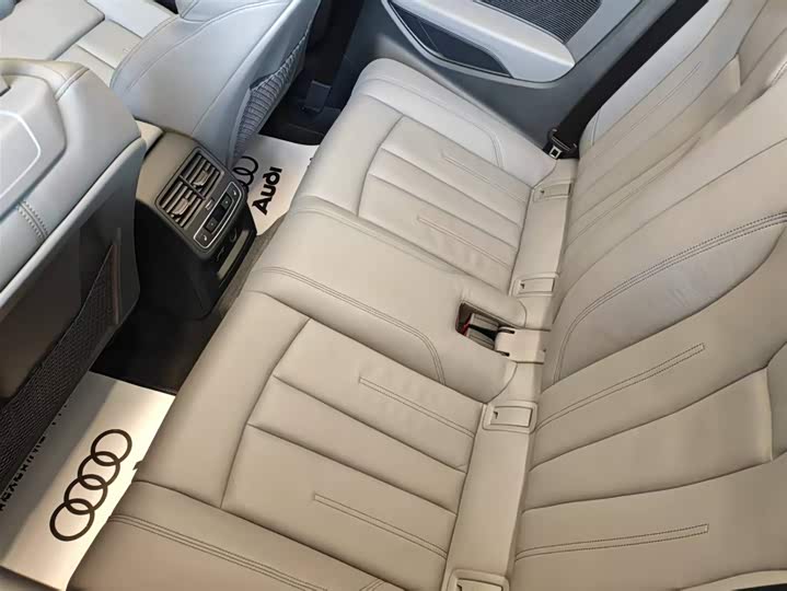 Фото 18 - Audi A5