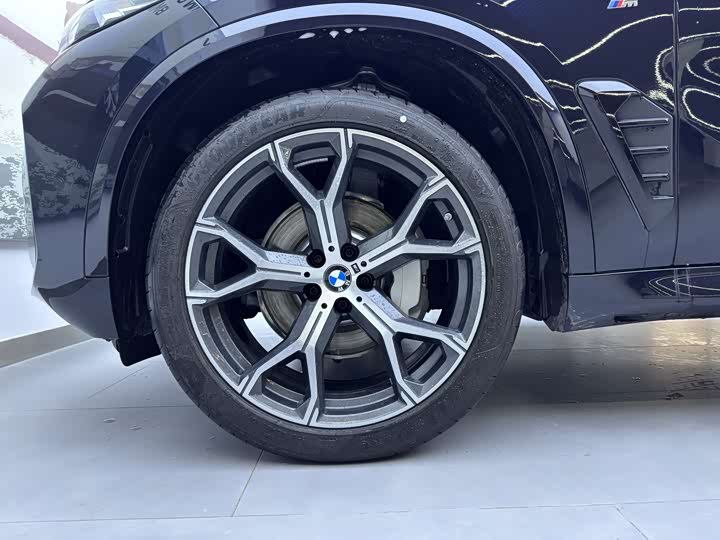 Photo 9 - BMW X5