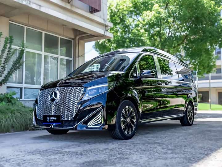 Фото 1 - Mercedes-Benz V-Class