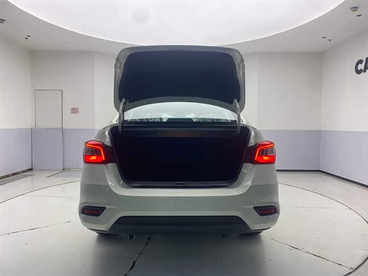 Фото 28 - Nissan Sylphy