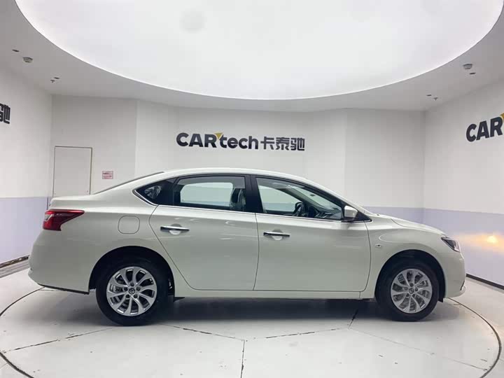 Фото 5 - Nissan Sylphy