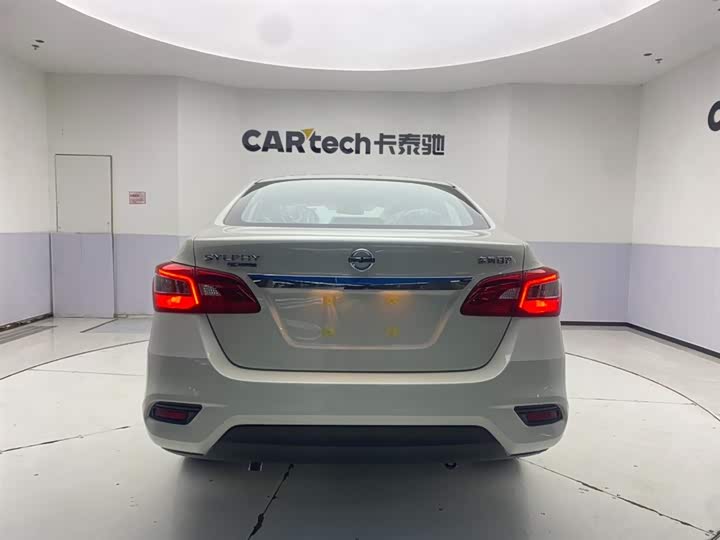 Фото 7 - Nissan Sylphy