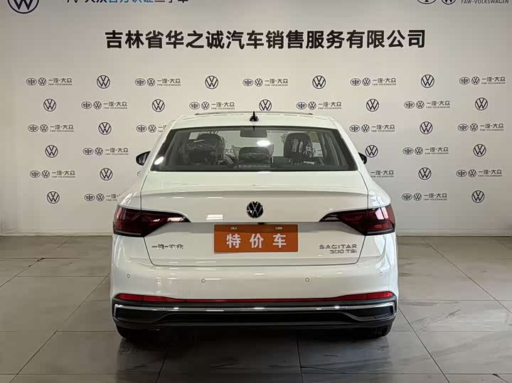 Фото 4 - Volkswagen Sagitar L