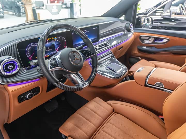 Фото 3 - Mercedes-Benz V-Class