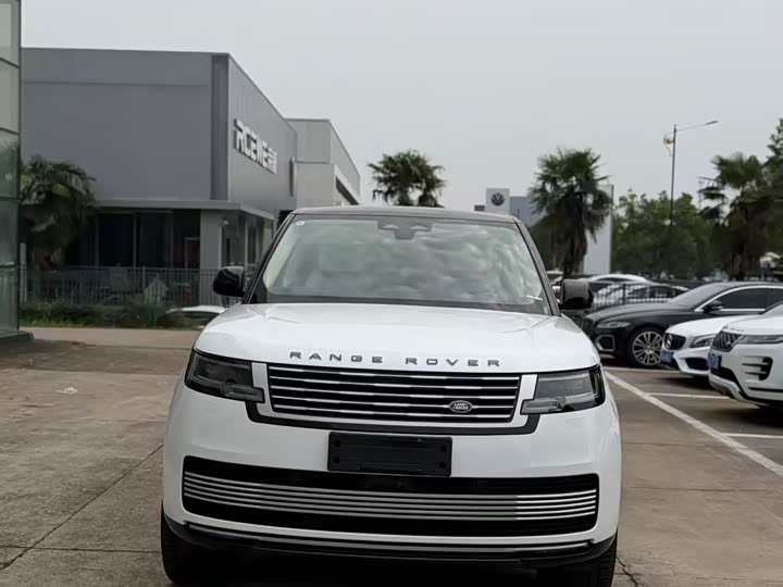 Photo 1 - Land Rover Range Rover
