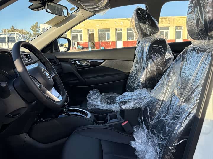 Фото 10 - Nissan X-Trail