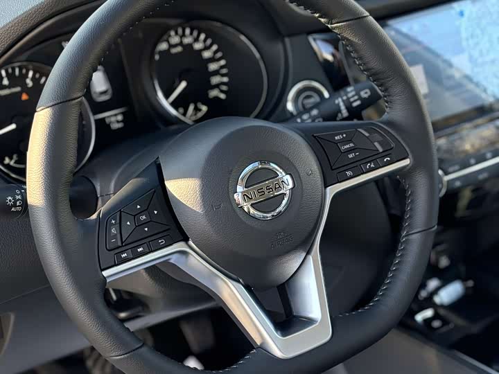 Фото 6 - Nissan X-Trail