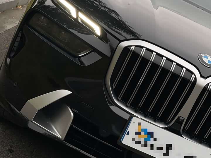 Фото 3 - BMW X7