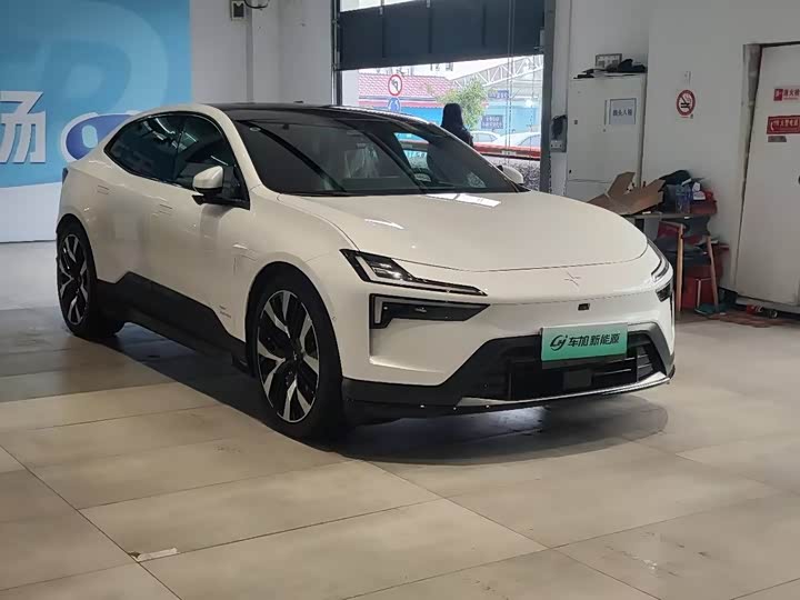 Фото 3 - Polestar 4